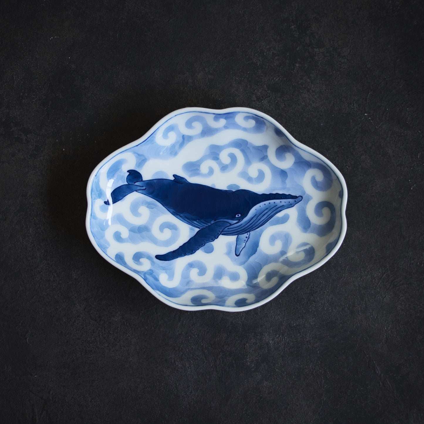 Mokko-shaped Plate – Humpback Whale with Waves